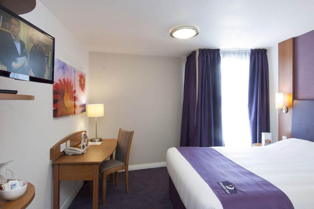 Premier Inn Market Harborough Room photo