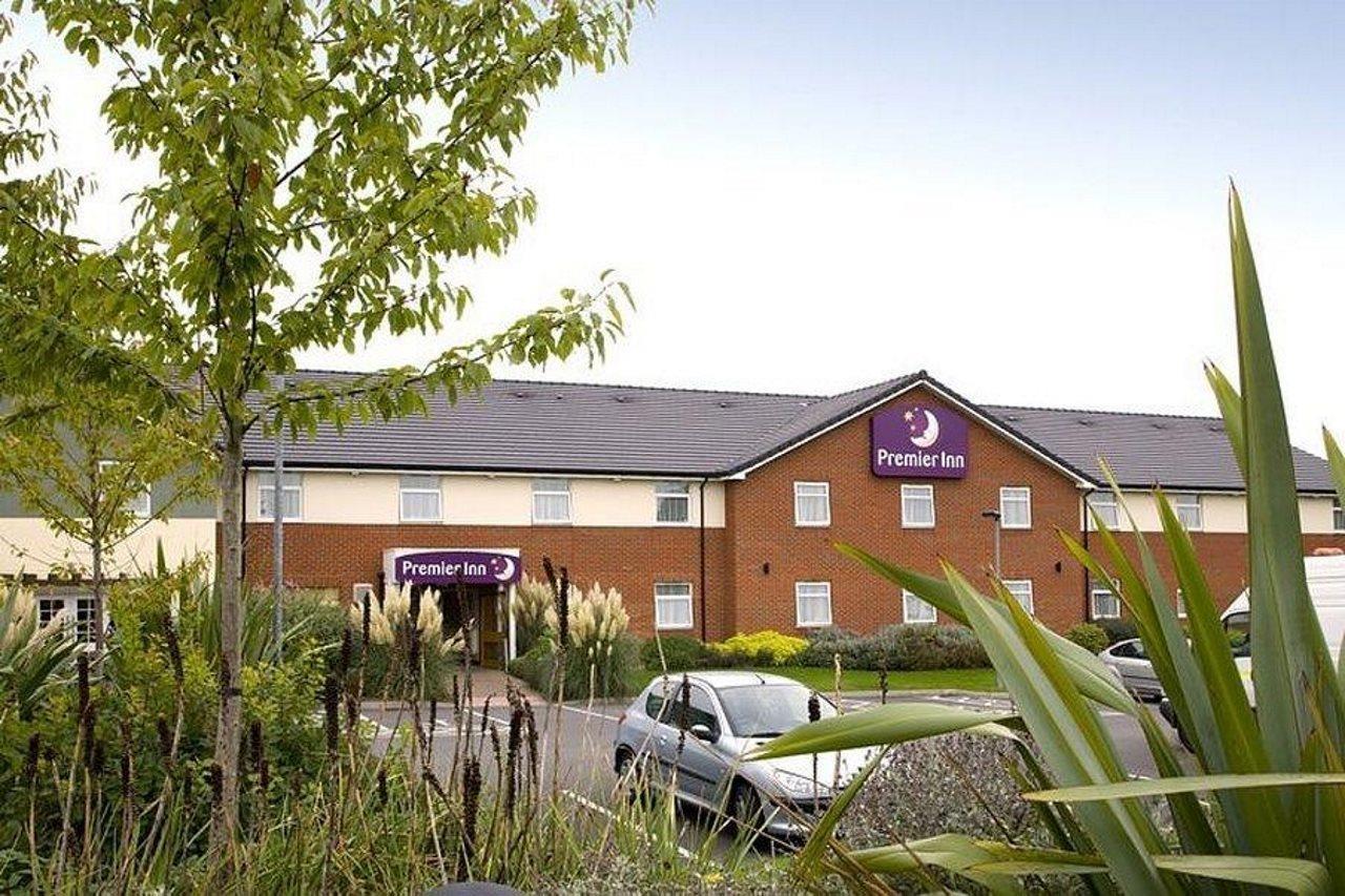 Premier Inn Market Harborough Exterior photo